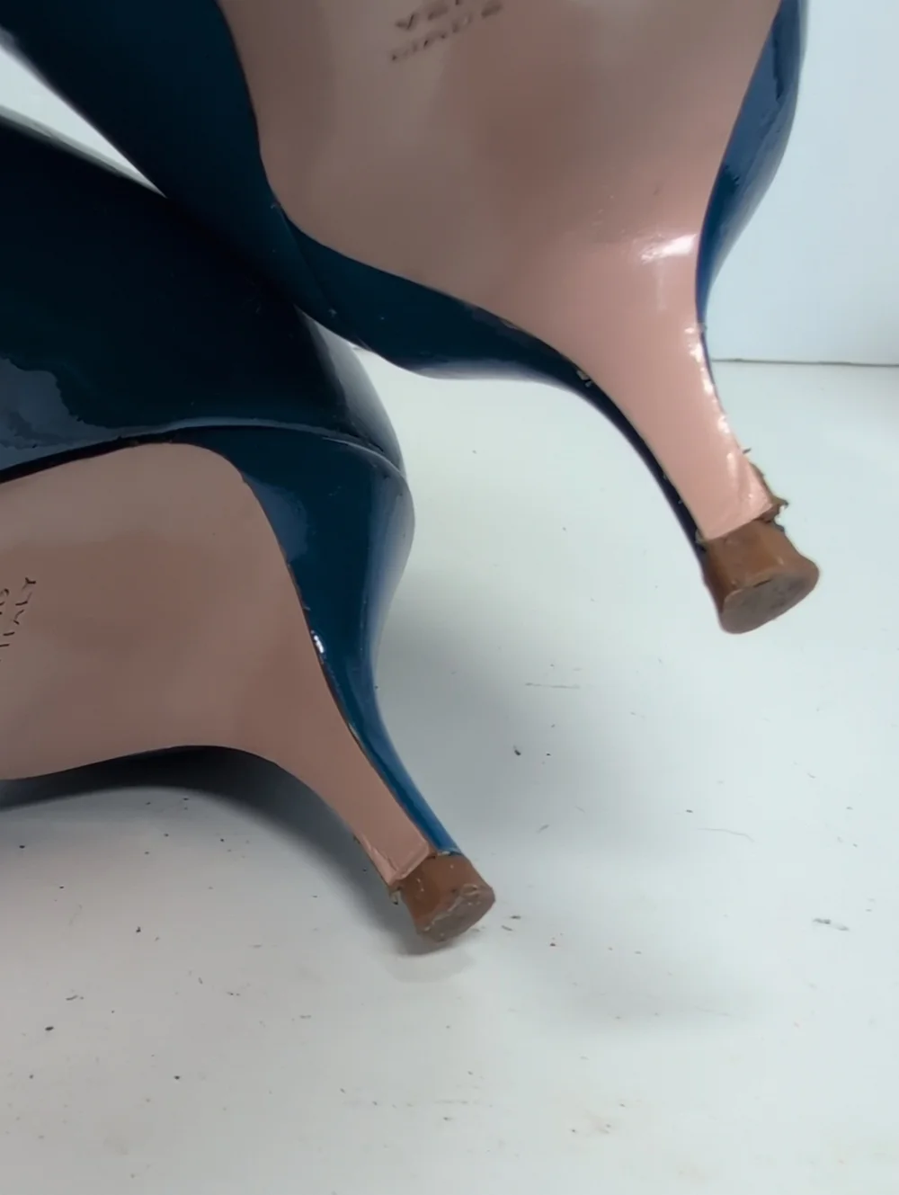 Kate Spade Blue Patent Leather Pointed-Toe Heels woman size 6.5